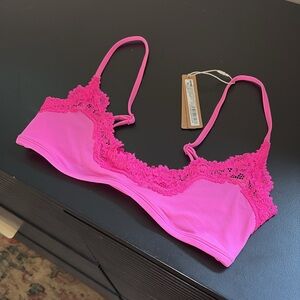 Skims Pink  Everybody Lace Scoop  Bralette. Size XS